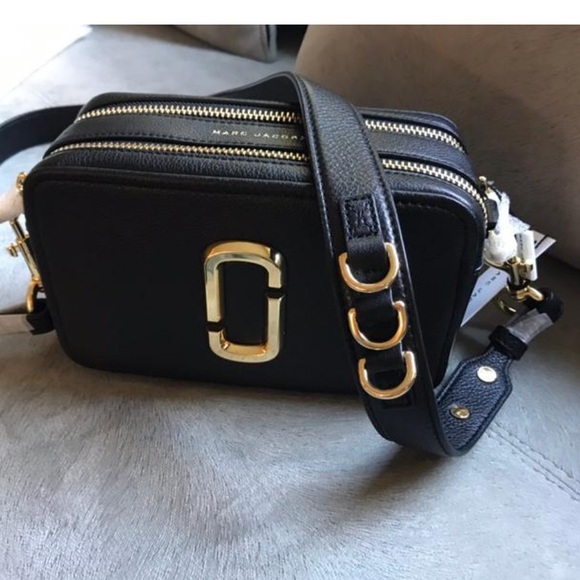 Marc Jacobs Handbags - Marc Jacobs Women Black
The Softshot 17 Leather Crossbody